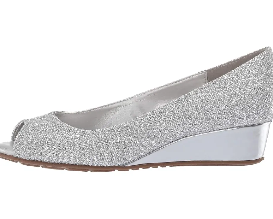 Bandolino Women's Candra Hot