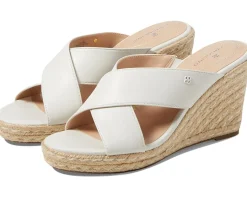 Bandolino Women's Kammie