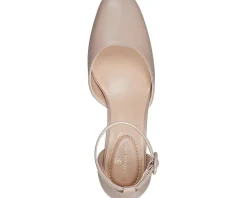 Women Bandolino Women's Letsadd