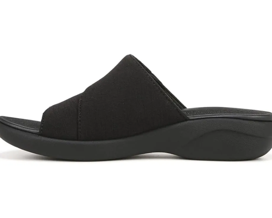 Women Bzees Women's Carefree Wedge Sandals