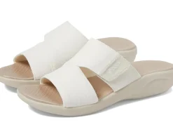 Women Bzees Women's Carefree Wedge Sandals