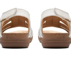 Women Clarks Women's April Belle