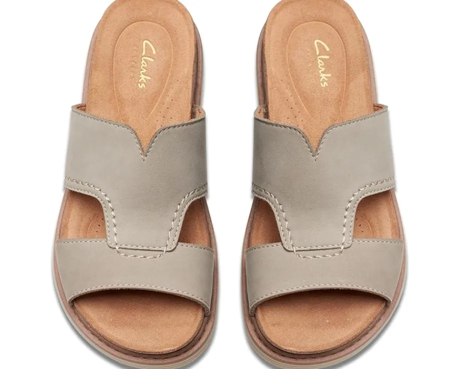 Clarks Women's Arwell Walk Outlet