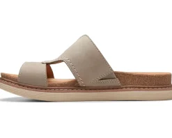 Clarks Women's Arwell Walk Outlet