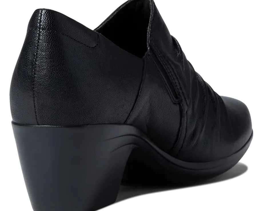 Women Clarks Women's Emily Cove