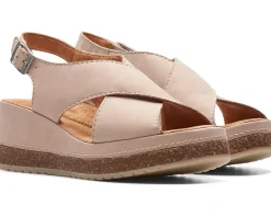 Women Clarks Women's Kassanda Step