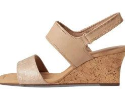 Women Clarks Women's Kyarra Faye