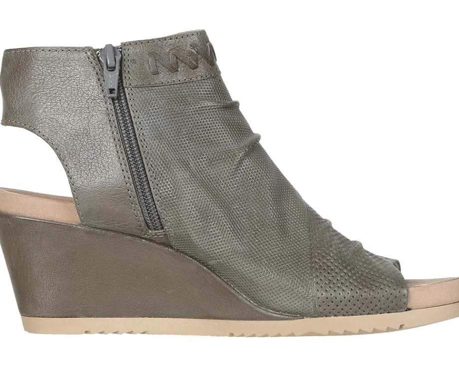 Earth Women's Bonaire Sale