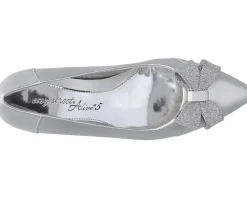 Easy Street Women's Devanna Best