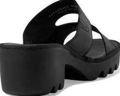 FLY LONDON Women's TECH493FLY