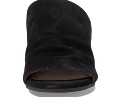 Women Gentle Souls by Kenneth Cole Women's Chas