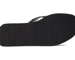 GUESS Women's Ediva Hot