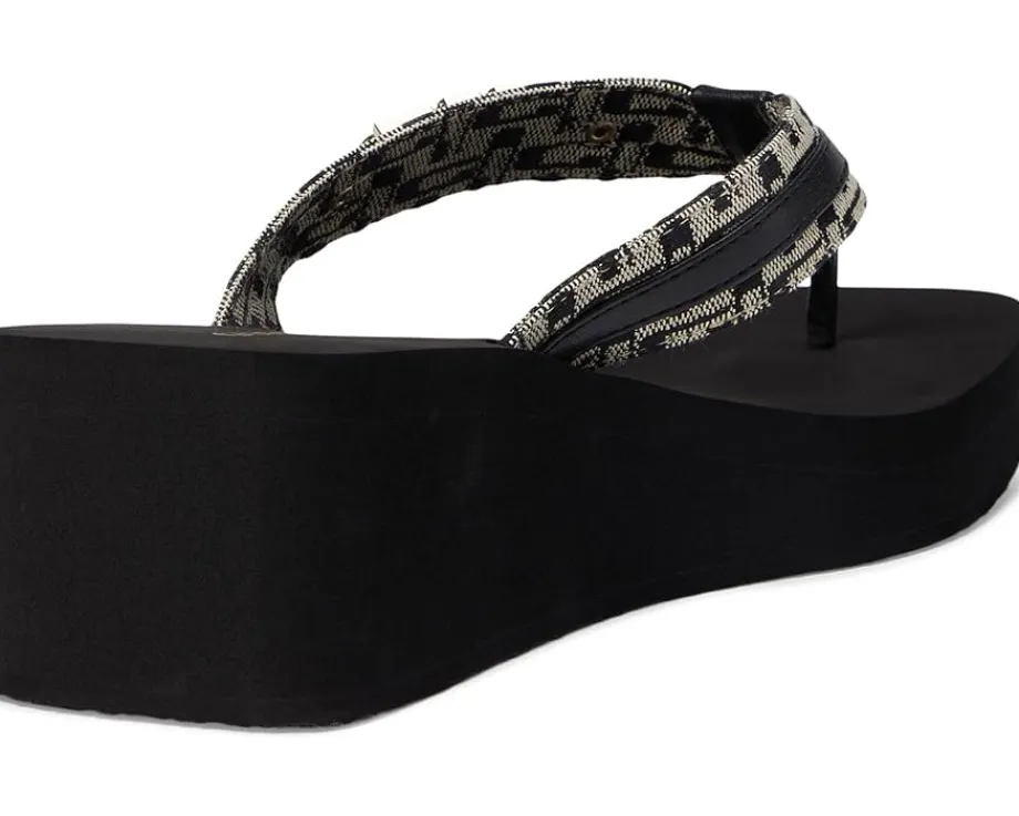 GUESS Women's Ediva Hot