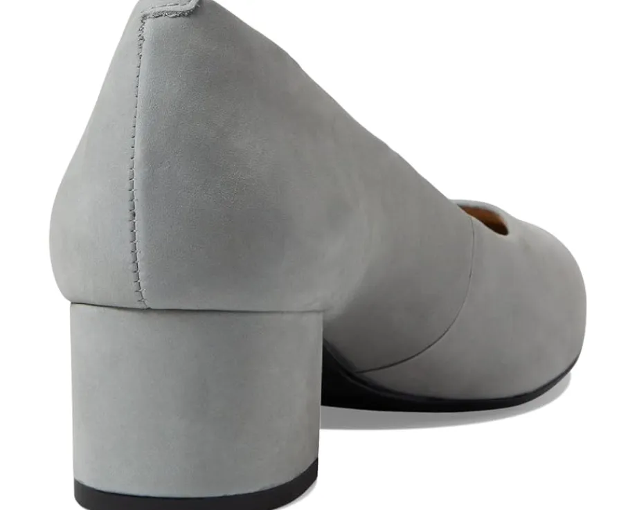 Marc Joseph New York Women's Broad Street Pump Online