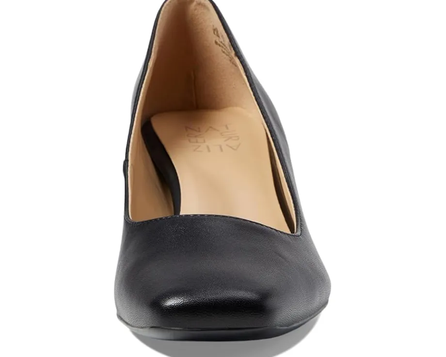 Women Naturalizer Women's Karina