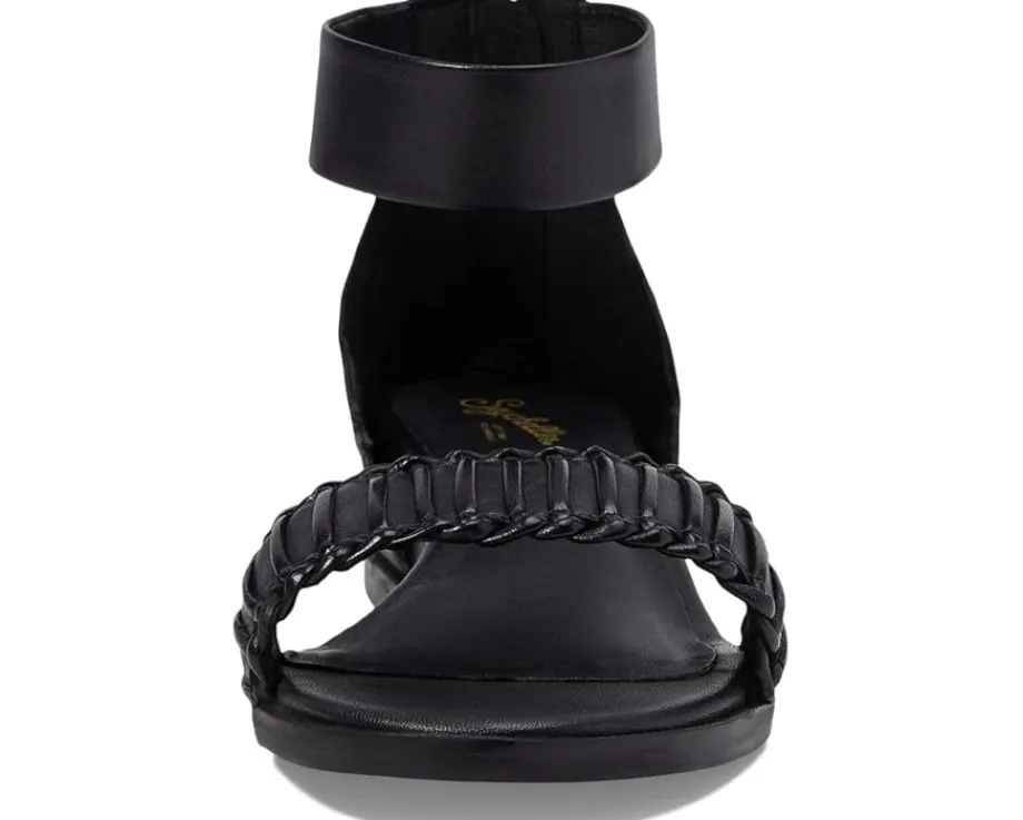 Seychelles Women's Final Hour Hot