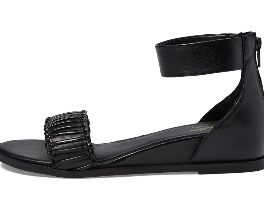 Seychelles Women's Final Hour Hot