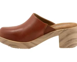 SoftWalk Women's Felida New