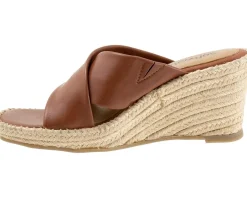 SoftWalk Women's Hastings Best