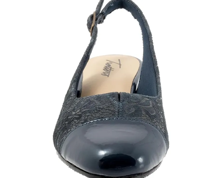 Trotters Women's Dea New