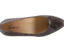 Women Trotters Women's Kari