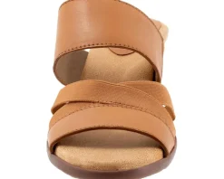 Women Trotters Women's Maxine