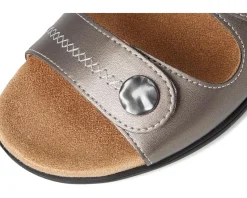 Trotters Women's Ruthie Stitch Hot