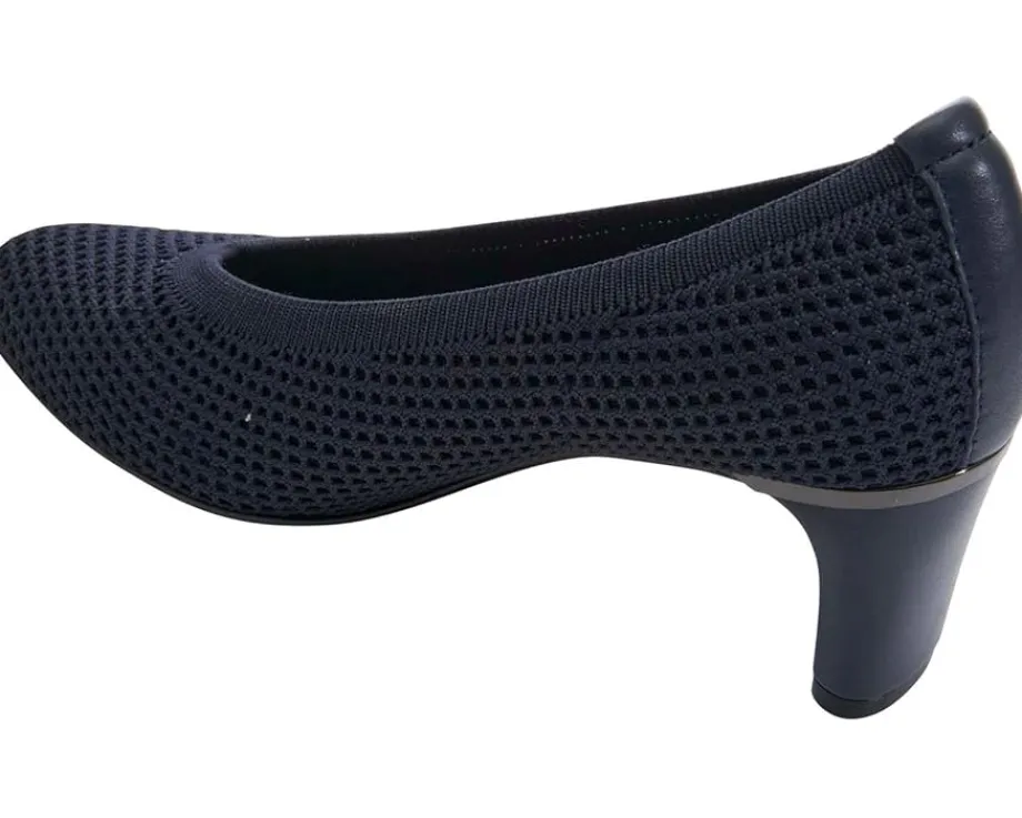 Vaneli Women's Darrie Hot