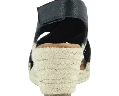 Women Walking Cradles Women's Addison