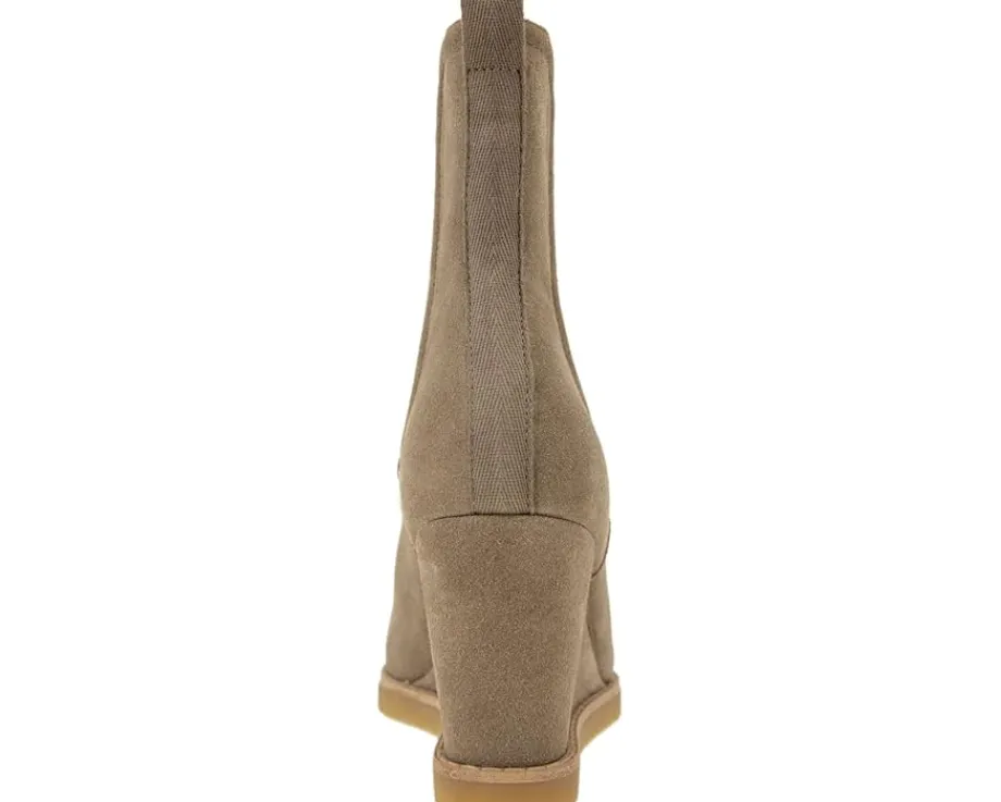 Splendid Wynn Ermine Online