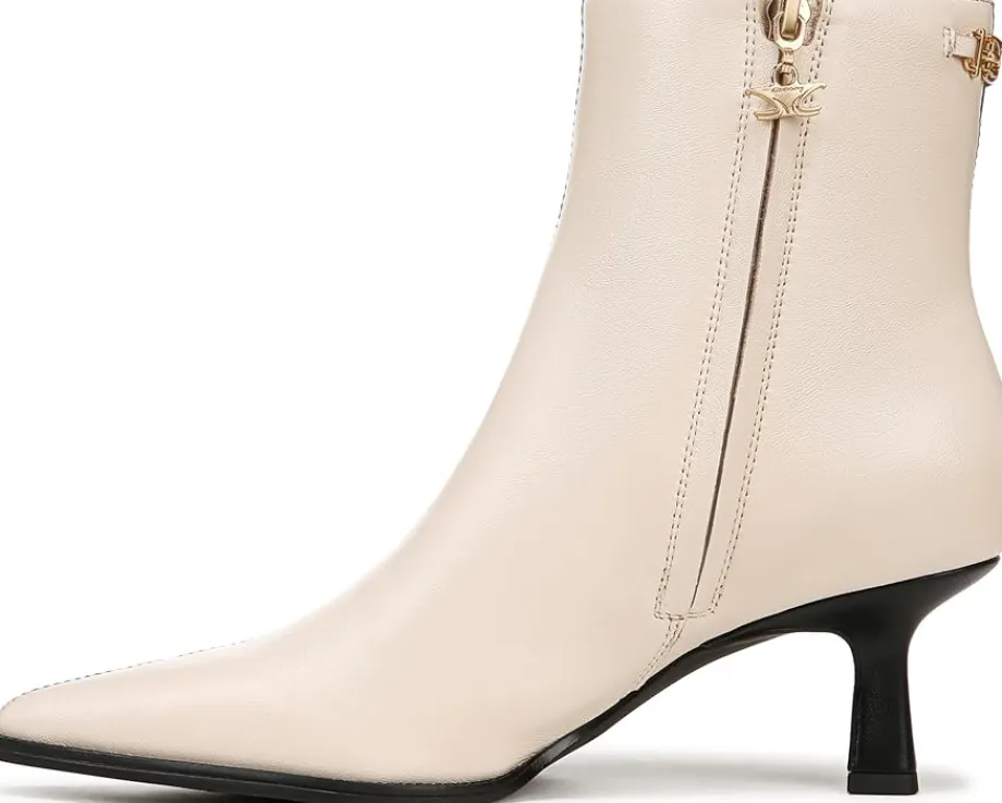 Women Circus NY by Sam Edelman Yuki