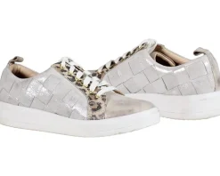 Women Diba True Yuli Ana