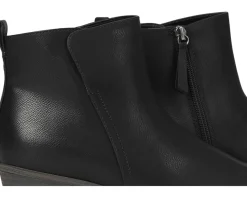 Women Naturalizer Zaylee